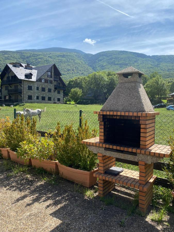 Check-In Casas Cumbre De Benasque Apartment เอริสเต ภายนอก รูปภาพ